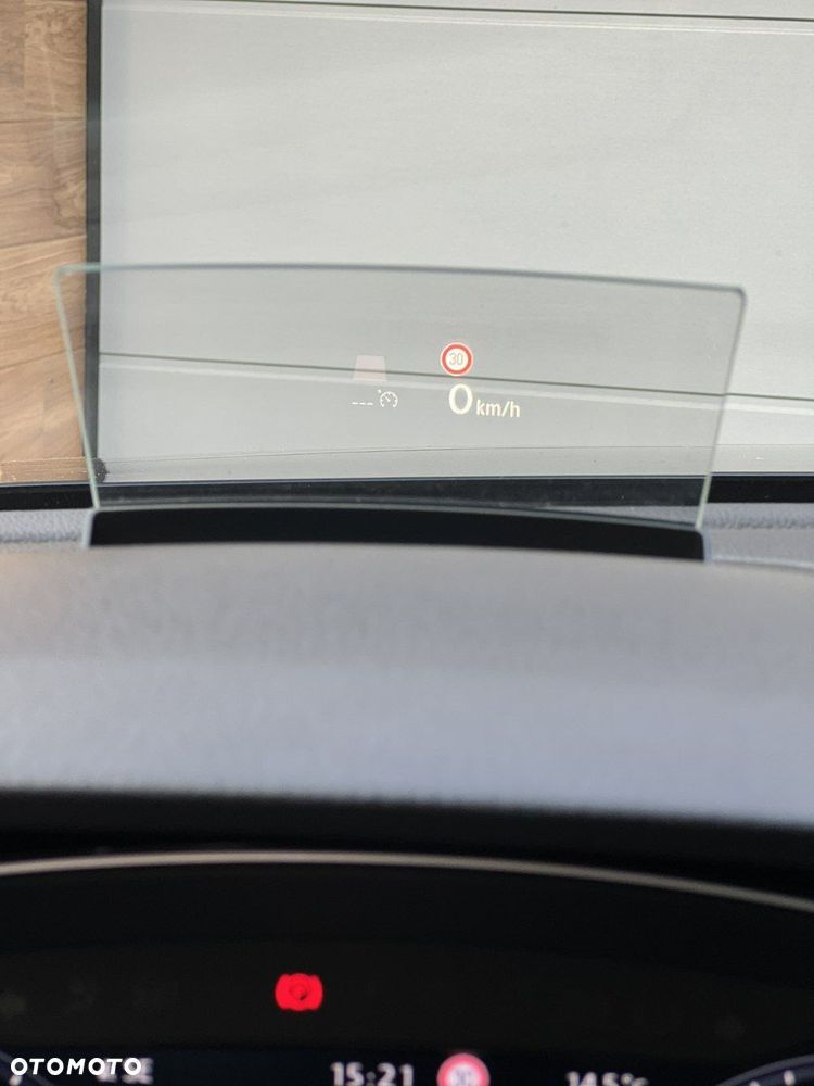 Volkswagen Passat - 15
