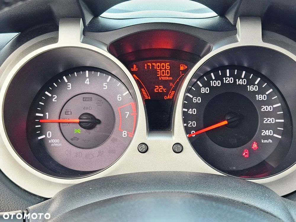 Nissan Juke 1.6 T Tekna - 25
