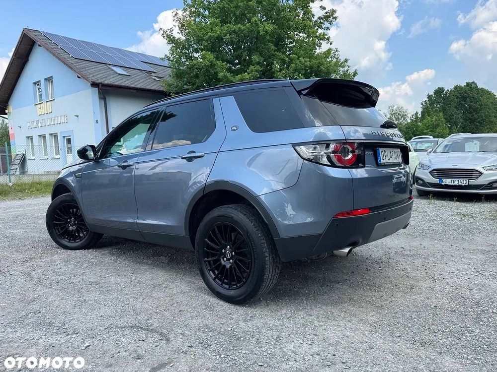Land Rover Discovery Sport - 8