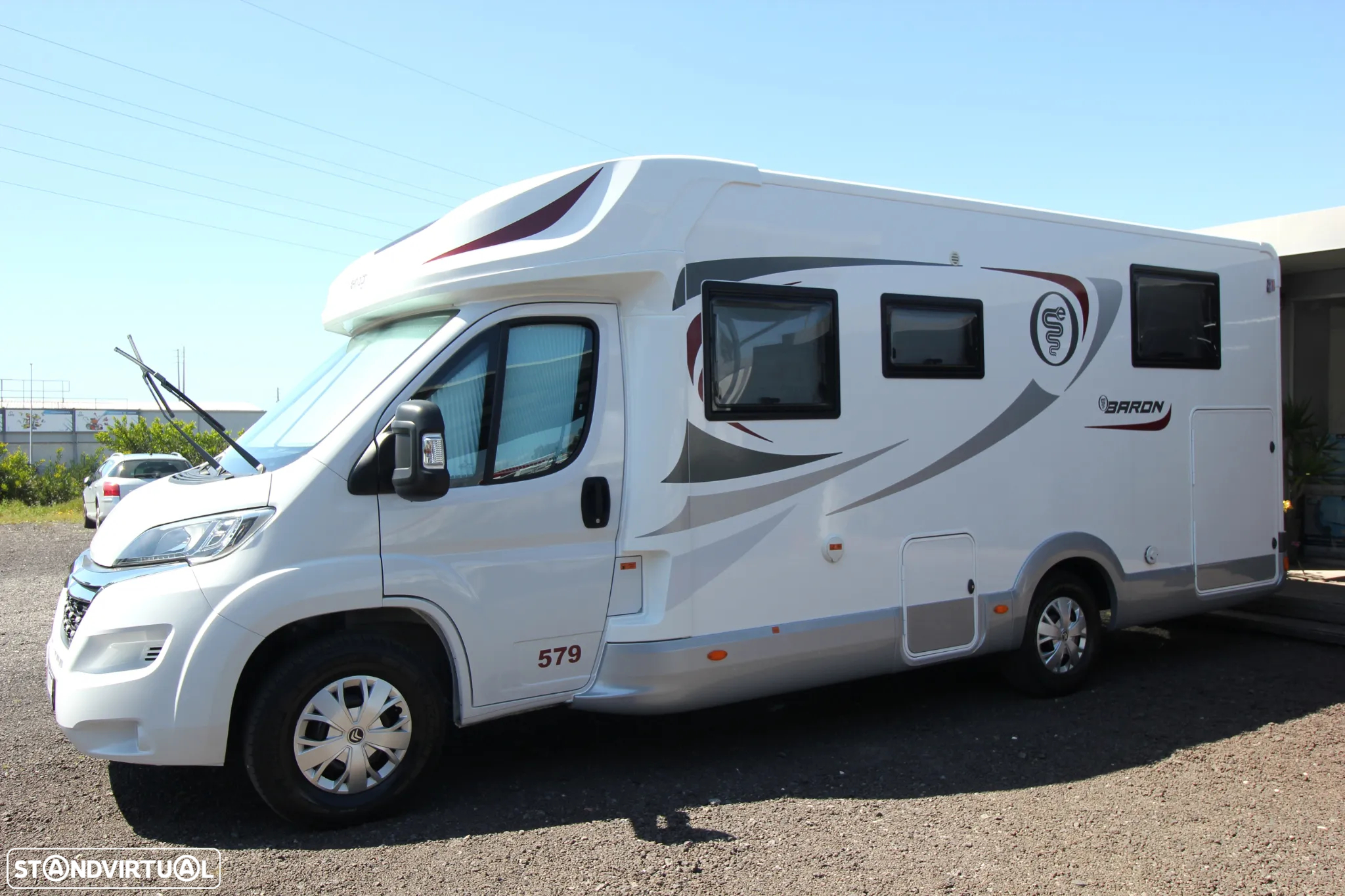 Elnagh Baron 579 *CAMA CENTRAL + BASCULANTE* - 29