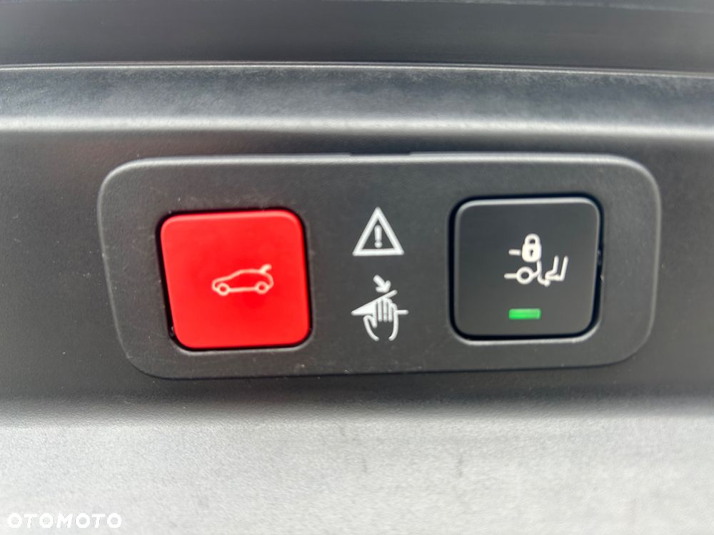 Peugeot 5008 2.0 BlueHDI GT S&S EAT8 - 19