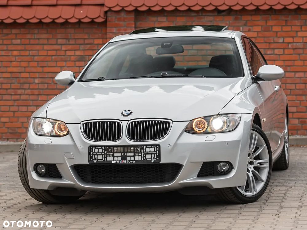 BMW Seria 3 325i xDrive M Sport Edition - 5