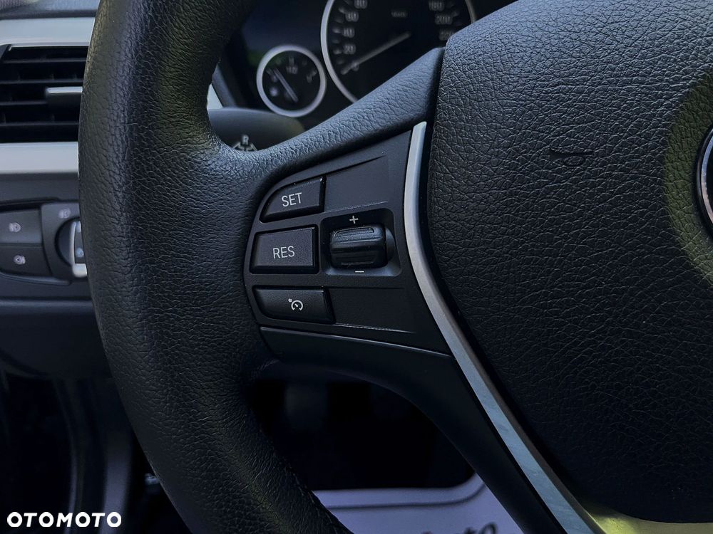 BMW 3GT 320i Modern Line - 24