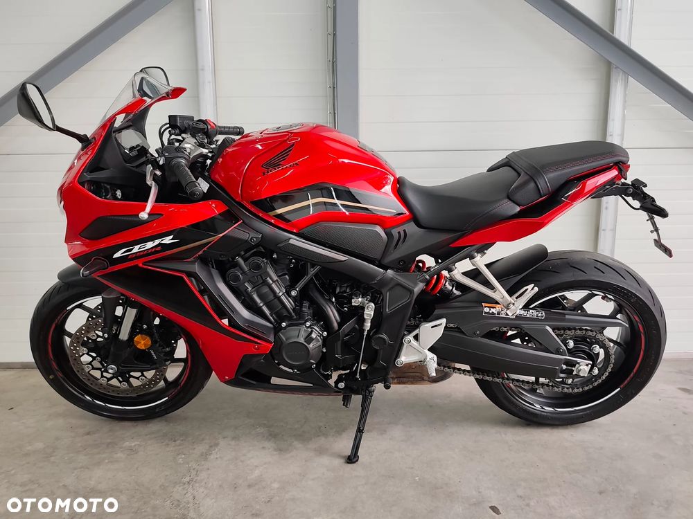 Honda CBR - 6