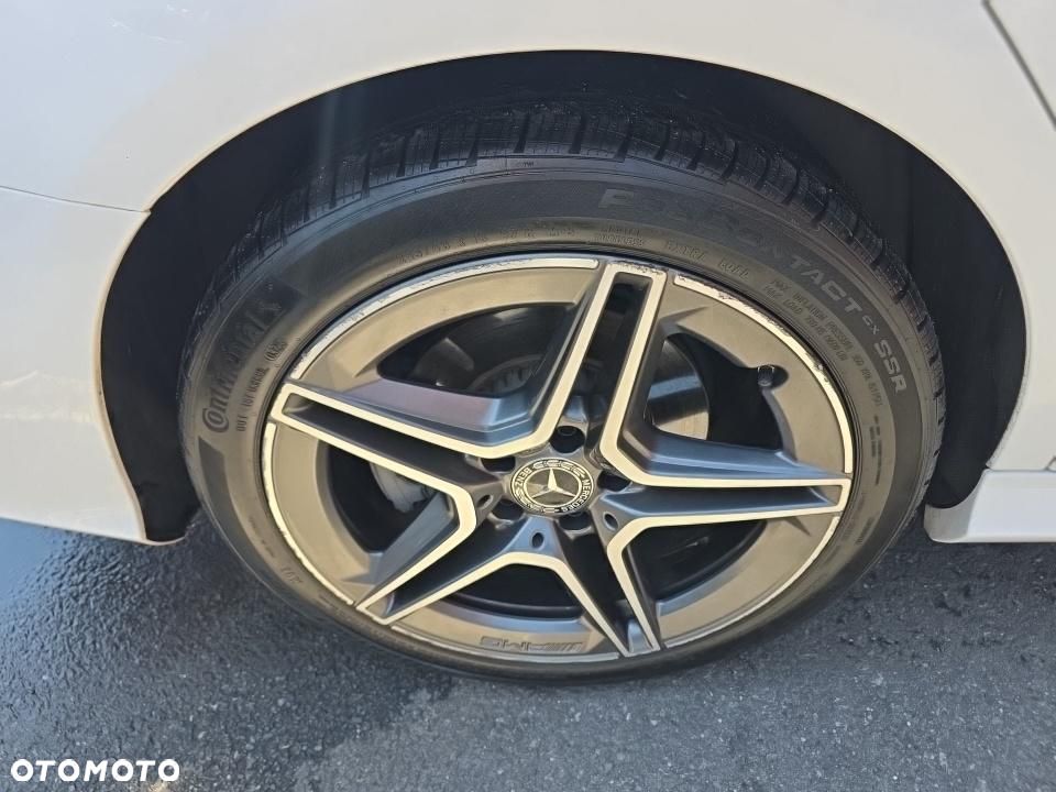 Mercedes-Benz Klasa C 300 4Matic 9G-TRONIC AMG Line - 18