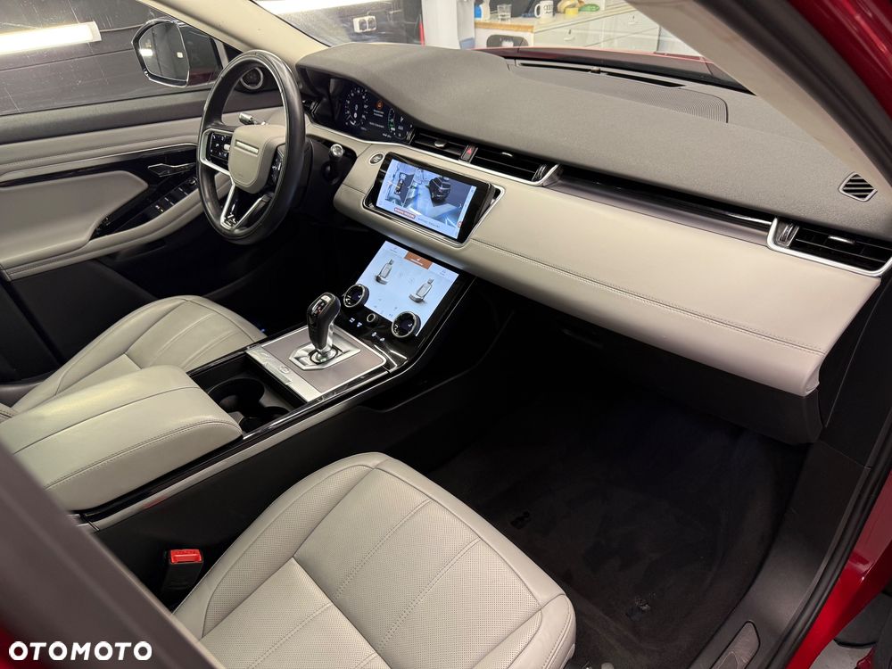 Land Rover Range Rover Evoque P300e SE - 34