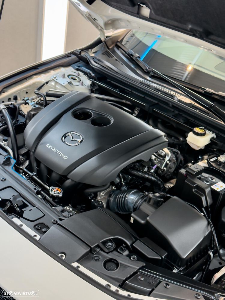 Mazda 3 Hatchback 2.0 e-Skyactiv-G Homura AT - 4