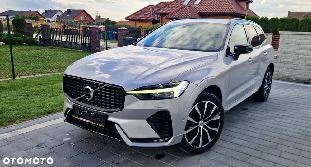 Volvo XC 60 B4 D Plus Dark - 1
