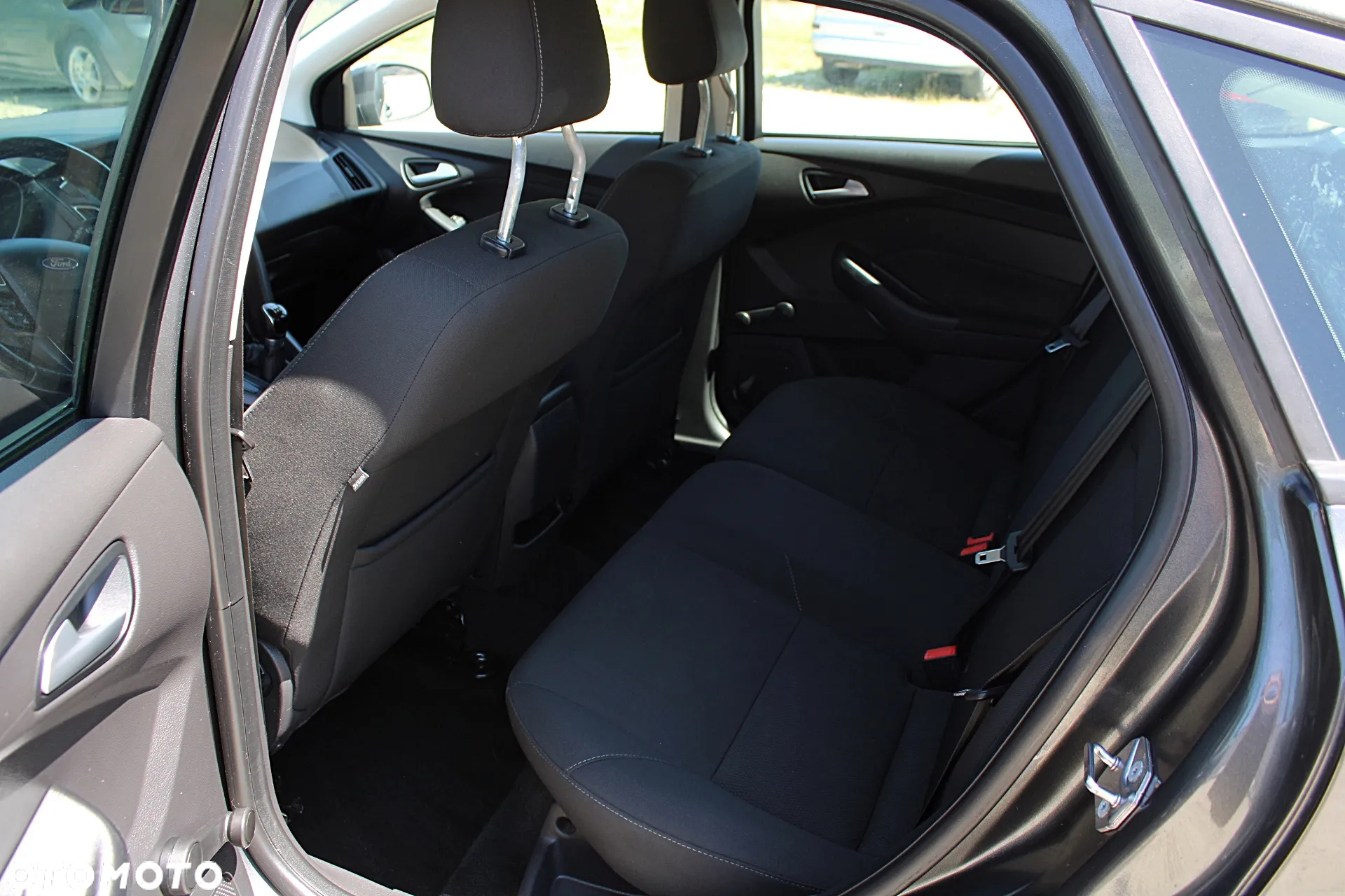 Ford Focus - 14