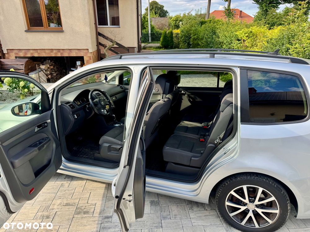 Volkswagen Touran 1.6 TDI DPF Trendline DSG - 3