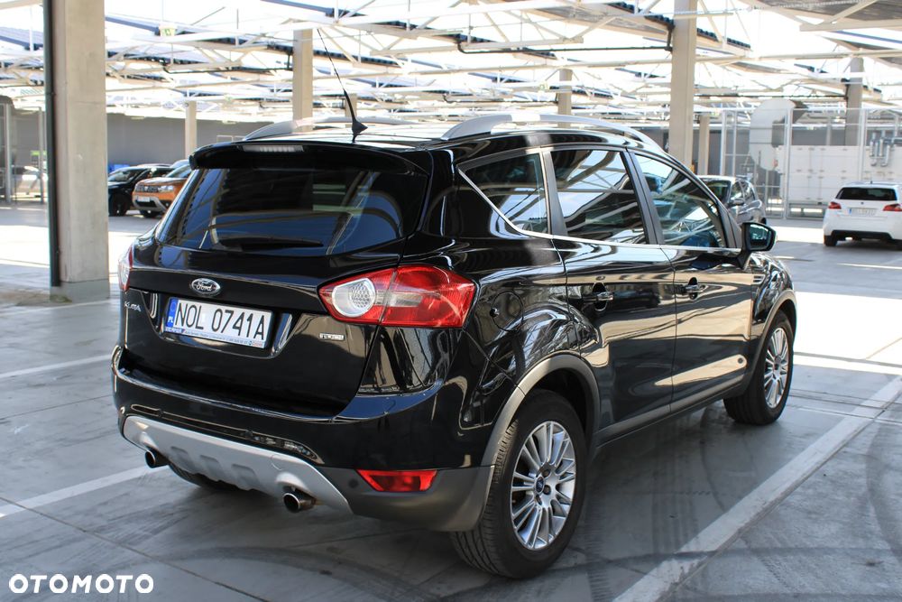 Ford Kuga 2.0 TDCi Titanium - 8