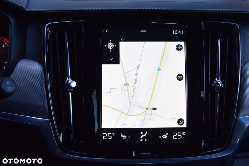 Volvo V90 D4 Geartronic R Design - 29