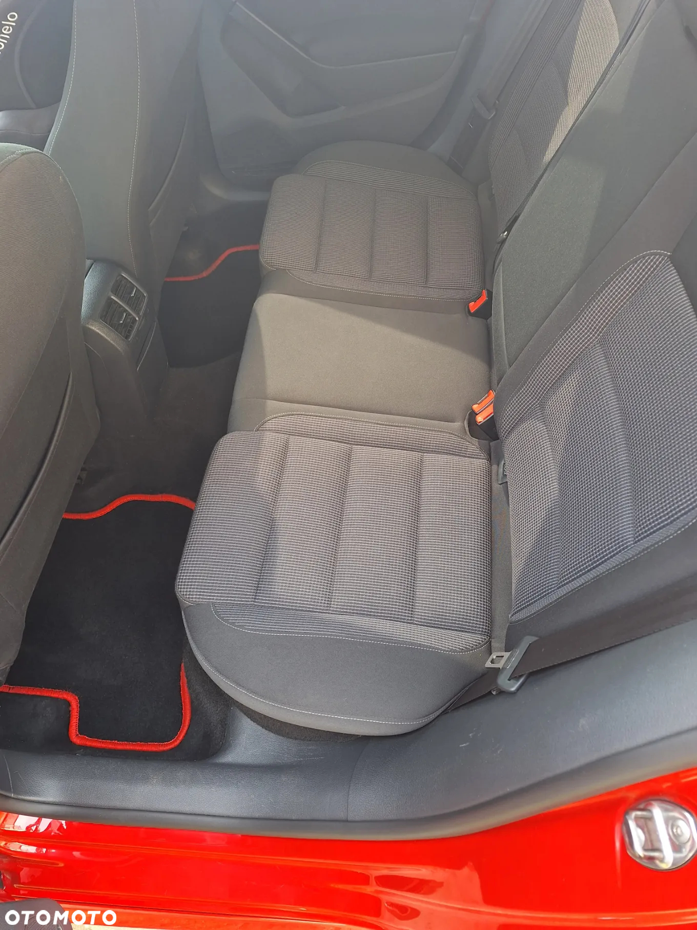 Volkswagen Golf 1.2 TSI Comfortline - 8