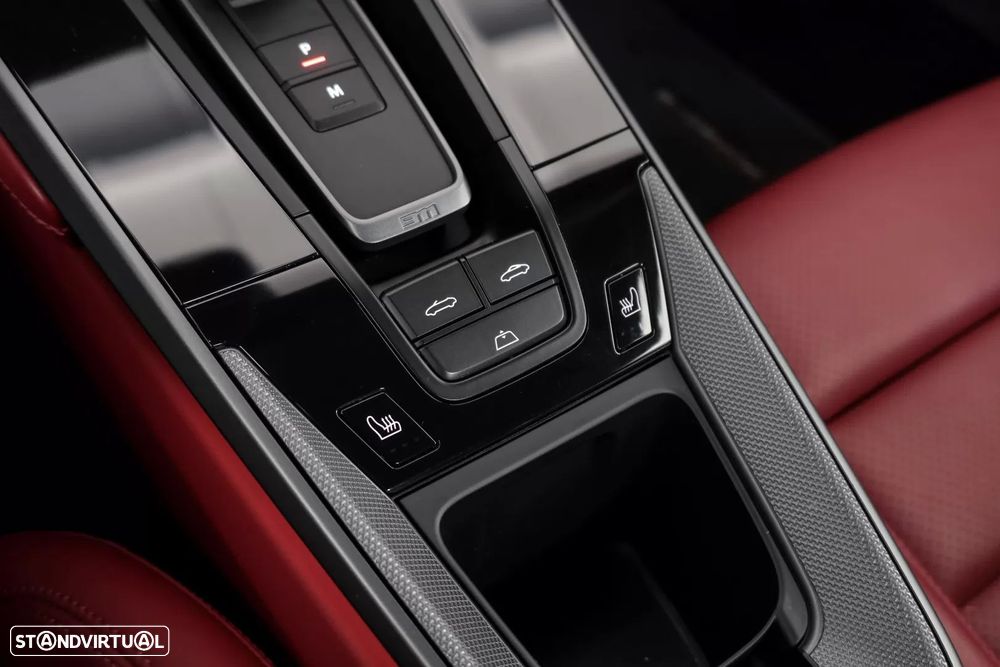 Porsche 911 (992) Carrera 4S PDK - 17