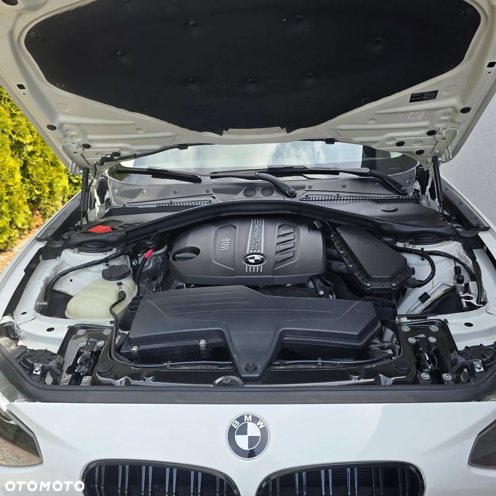 BMW Seria 1 120d - 14