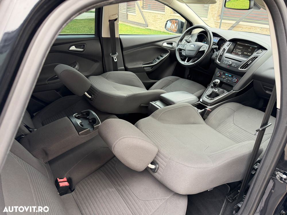 Ford Focus 1.5 TDCi Titanium - 17