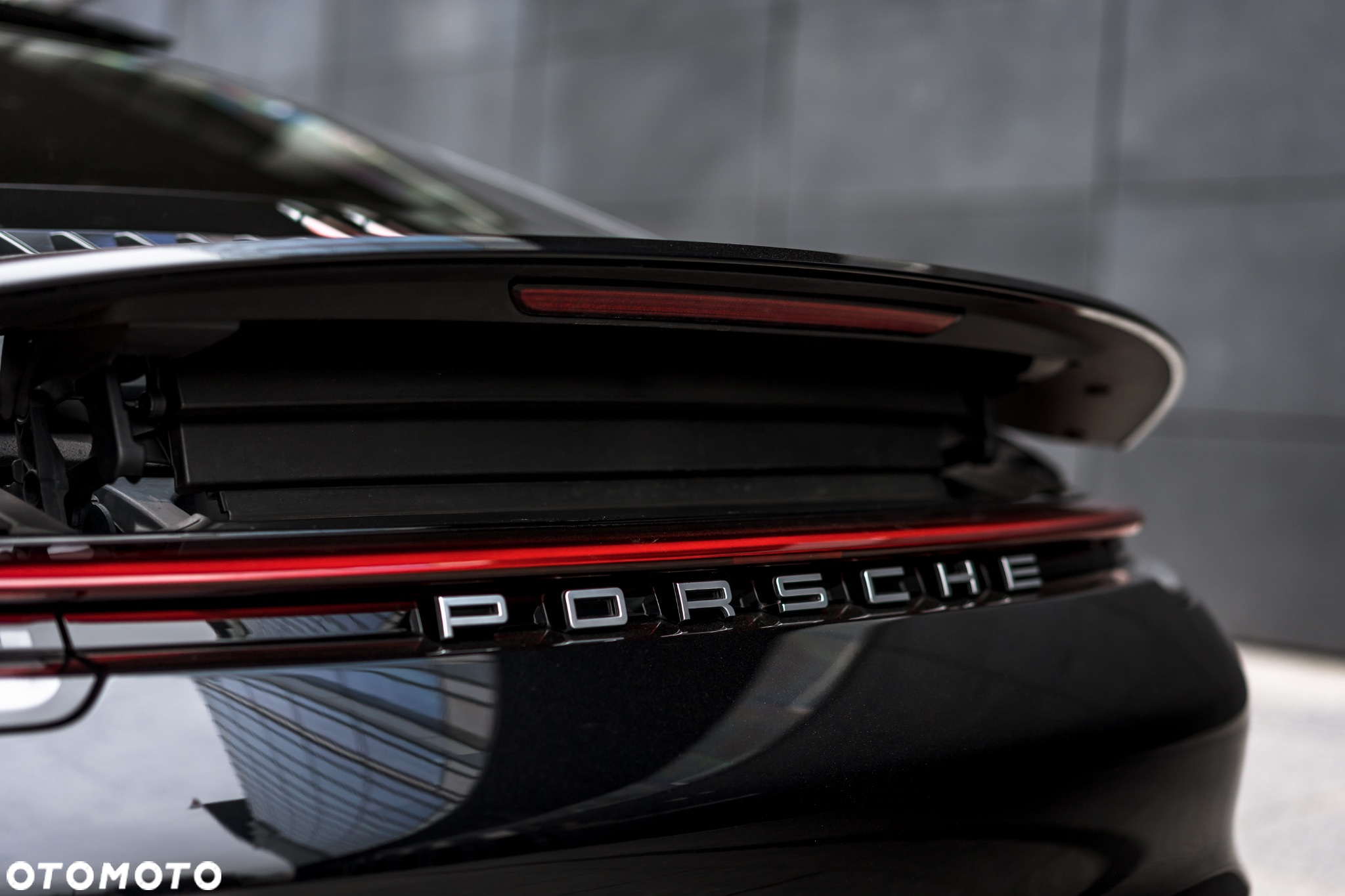 Porsche 911 Carrera - 7