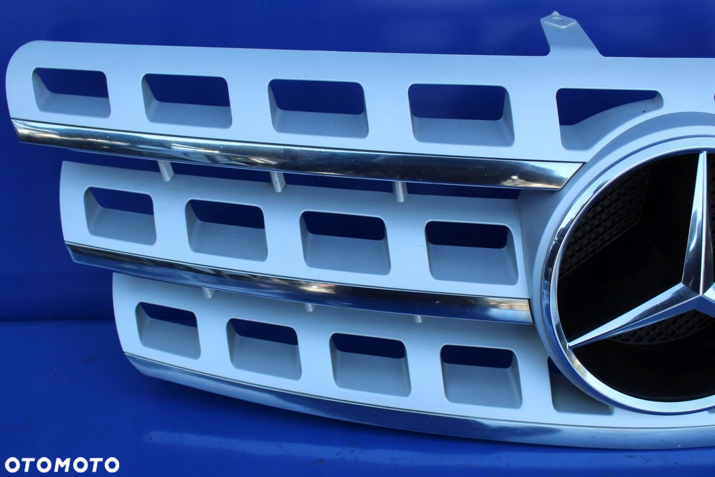 Grill atrapa chłodnicy Oryginał stan BDB Mercedes ML W164 Lift A1648802085 - 5