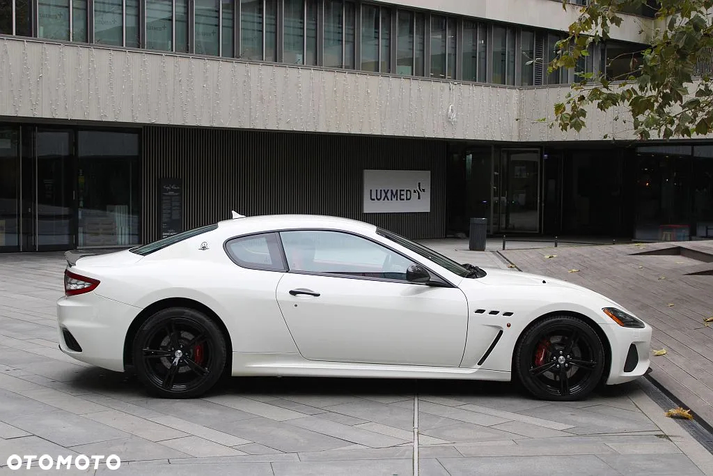 Maserati GranTurismo MC - 6