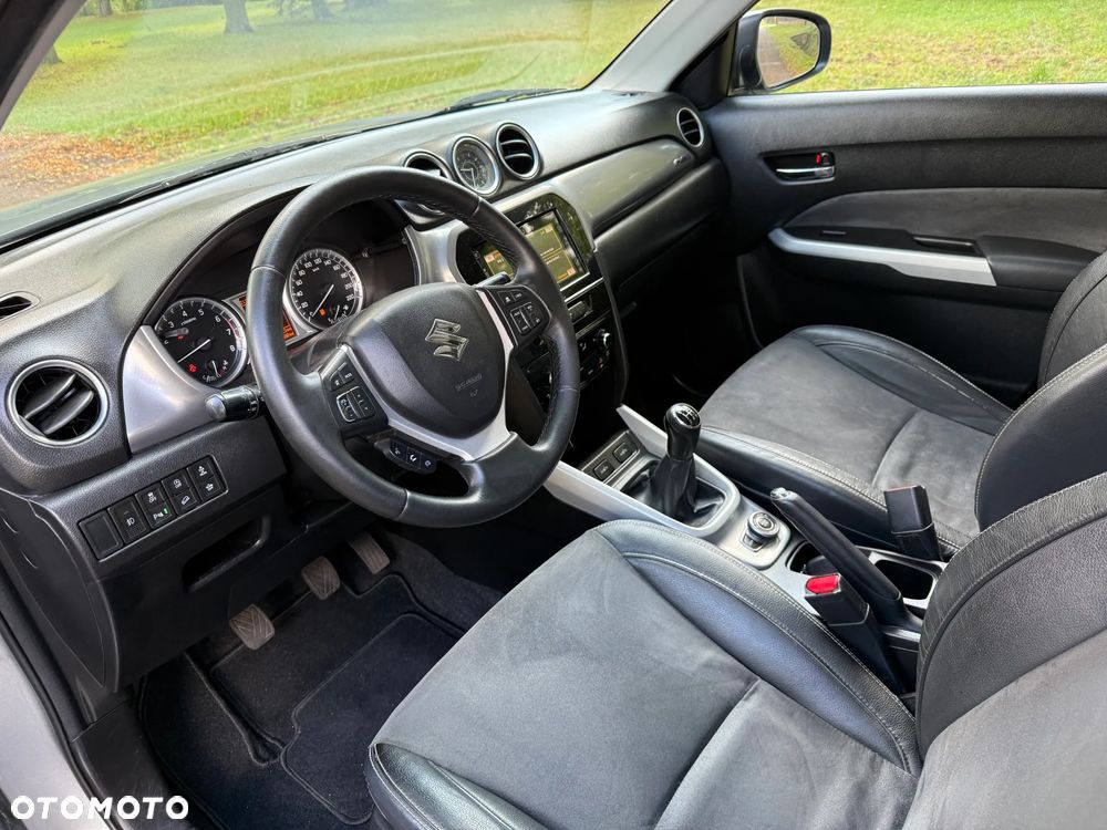 Suzuki Vitara 1.6 Premium 4WD - 13