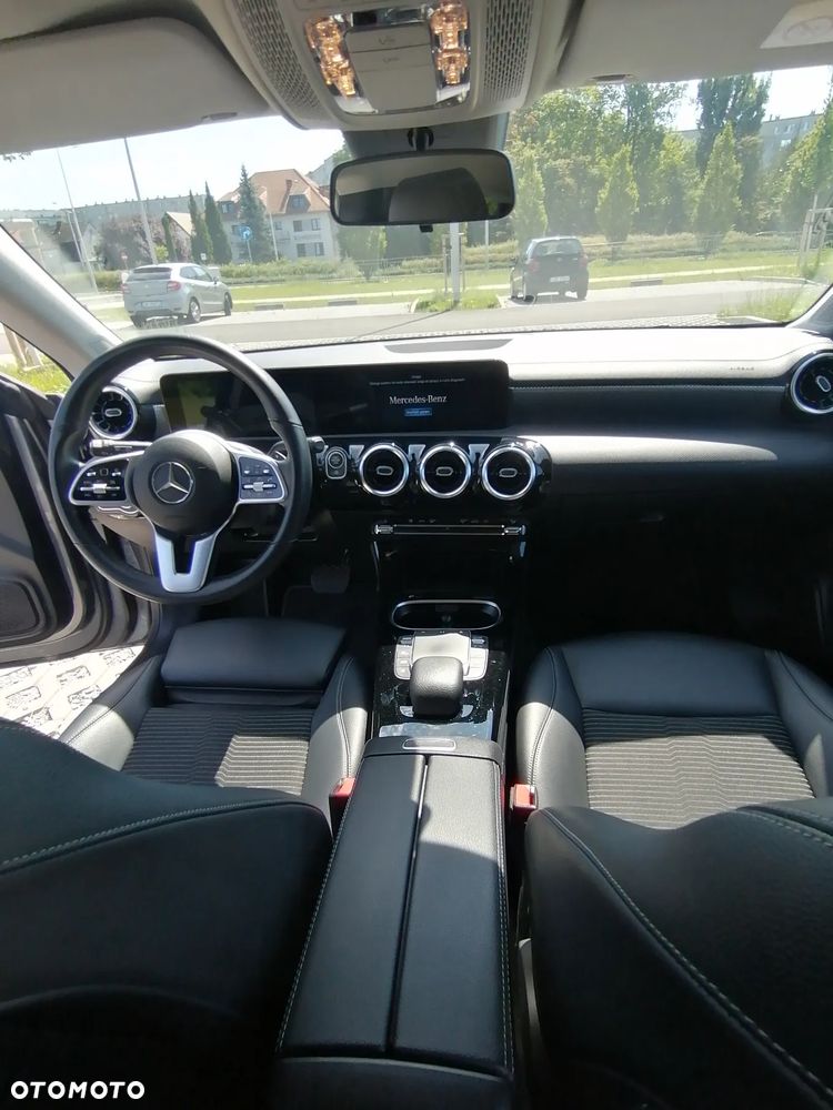 Mercedes-Benz CLA 220 d 8G-DCT - 17