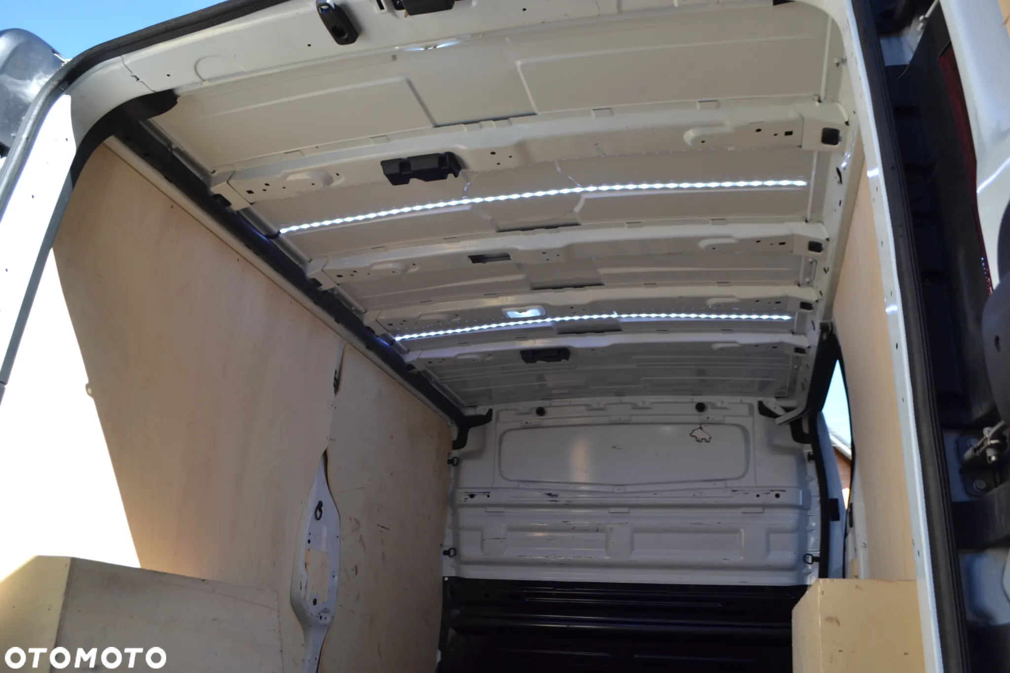 Renault Trafic 2.0 dCi L2H1 HD Extra (bryg.) - 21