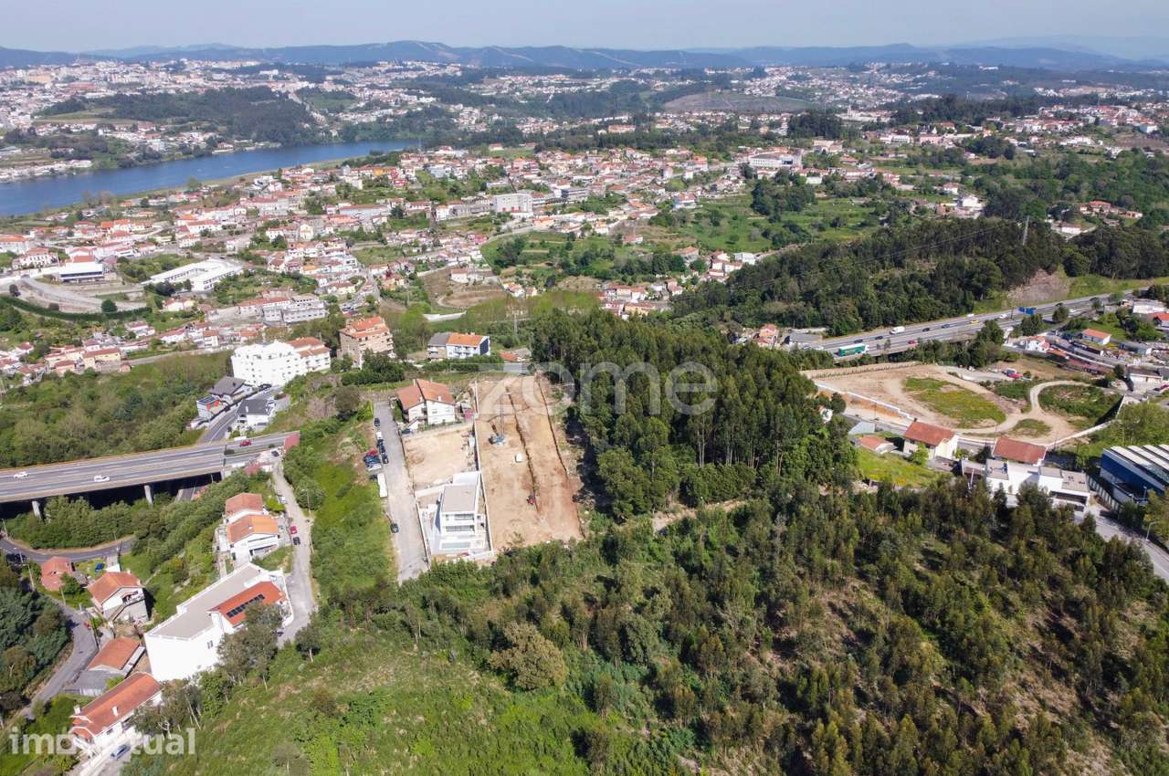 Terreno c/ 21.042m2 | Vista Rio | PIP em execução| Vilar de Andorin... - Grande imagem: 4/13