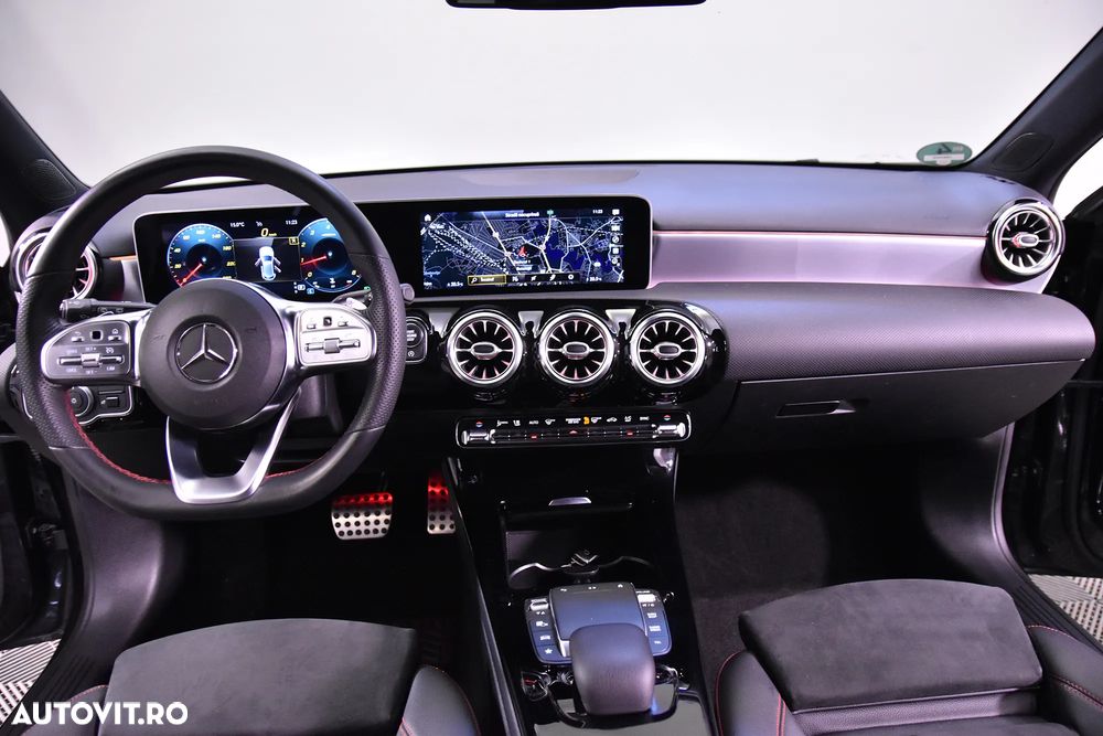 Mercedes-Benz A 180 7G-DCT AMG Line - 9