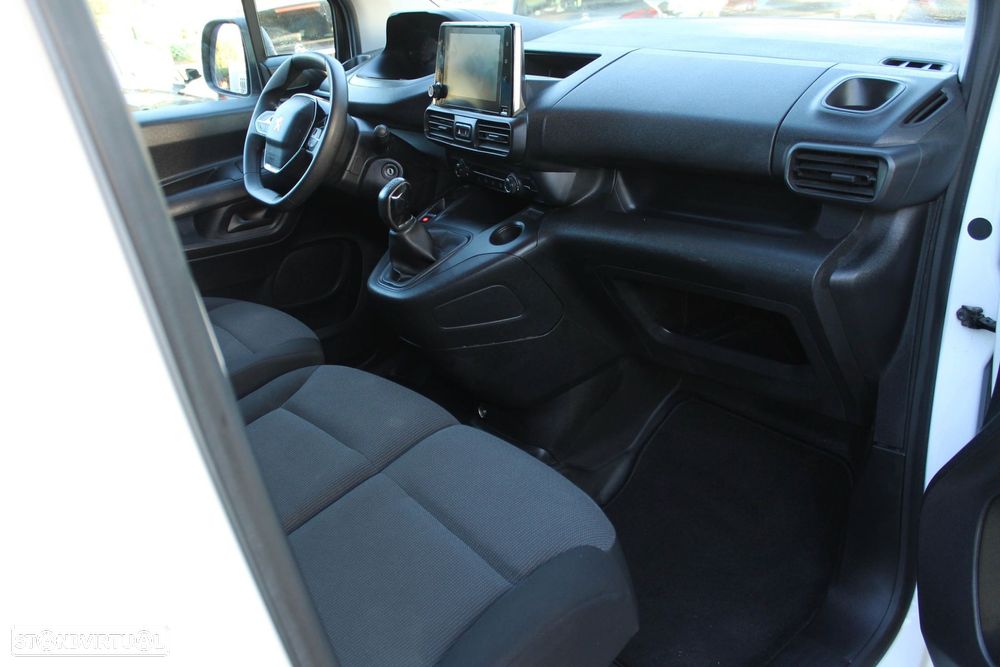 Peugeot Partner 1.5 BlueHDi Premium Longa - 19