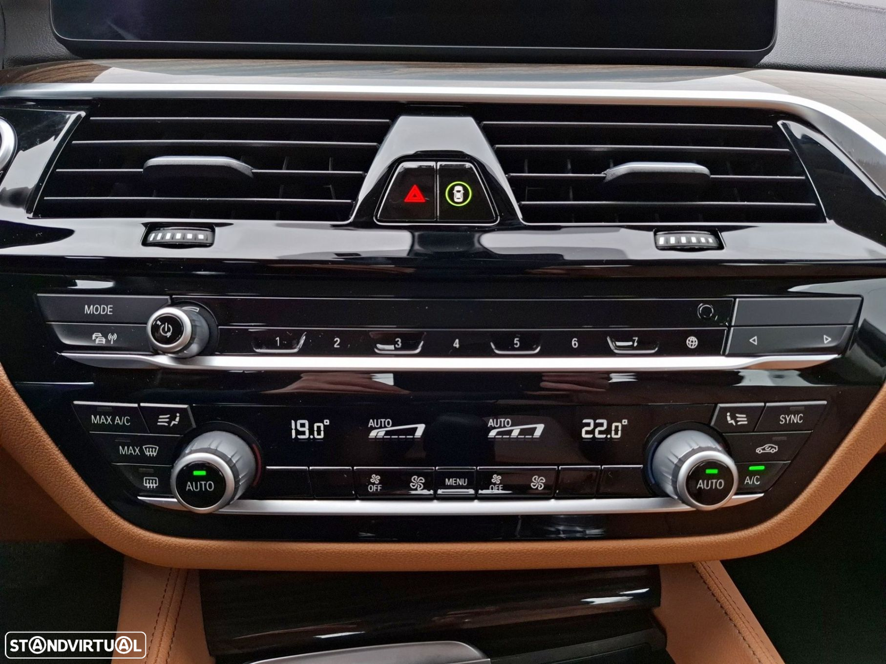 BMW 530 e Line Luxury - 24