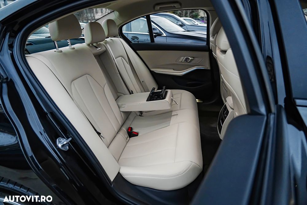 BMW Seria 3 320i xDrive Aut. Sport Line - 20