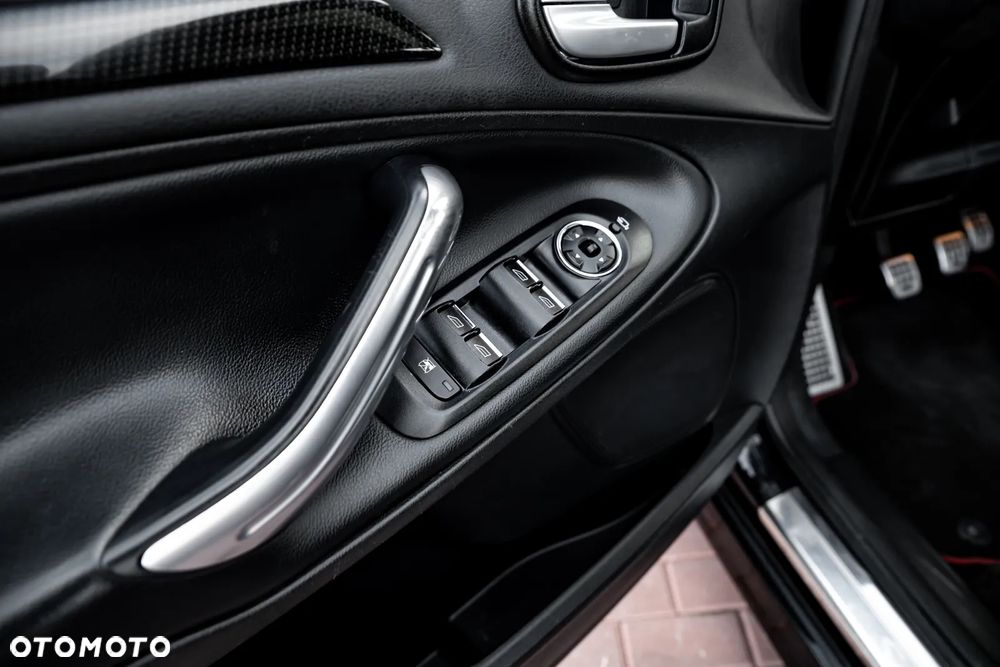 Ford S-Max 2.5 Titanium - 18