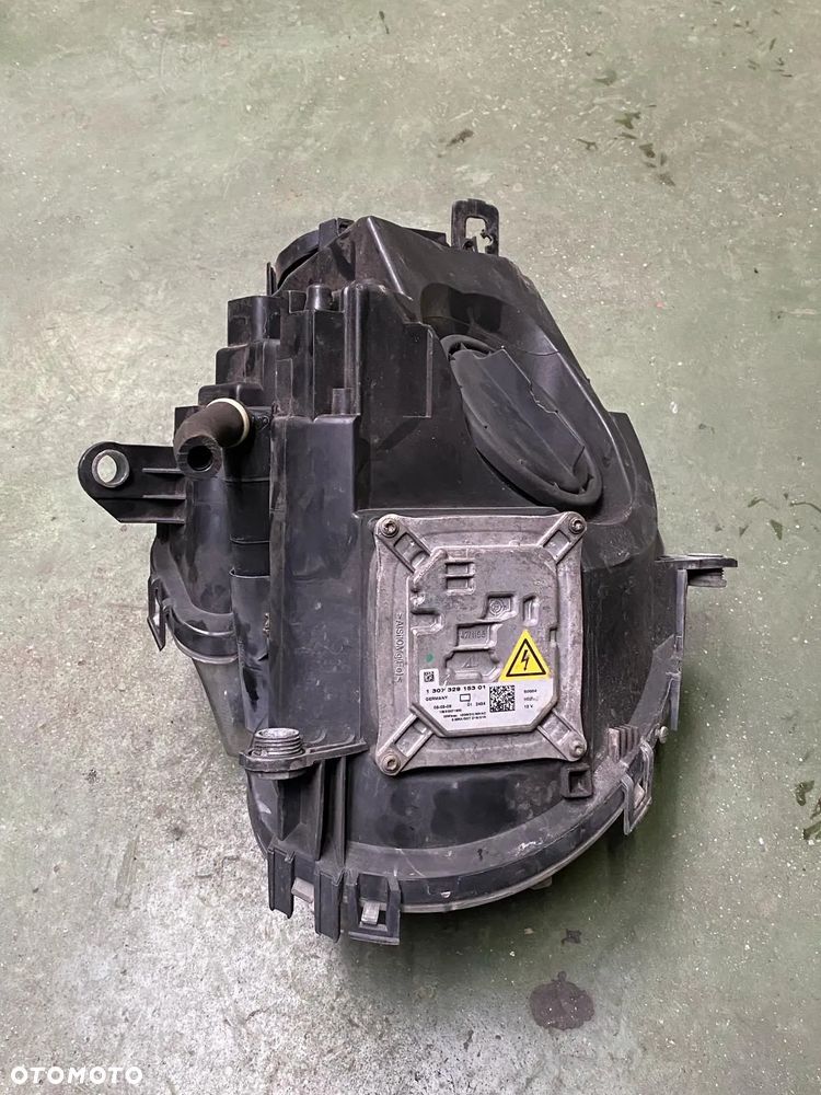 RELFEKTOR LAMPA PRAWA MINI COOPER R56 0301225274 - 5