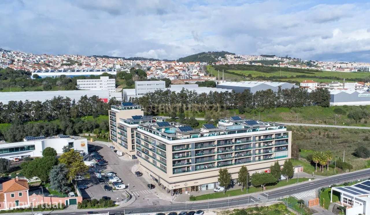 Apartamento T2 Mobilado com Piscina, Ginásio e Área de Lazer em Famões - Grande imagem: 3/19