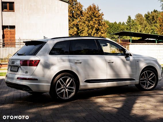 Audi Q7 3.0 TDI ultra Quattro Tiptronic - 4