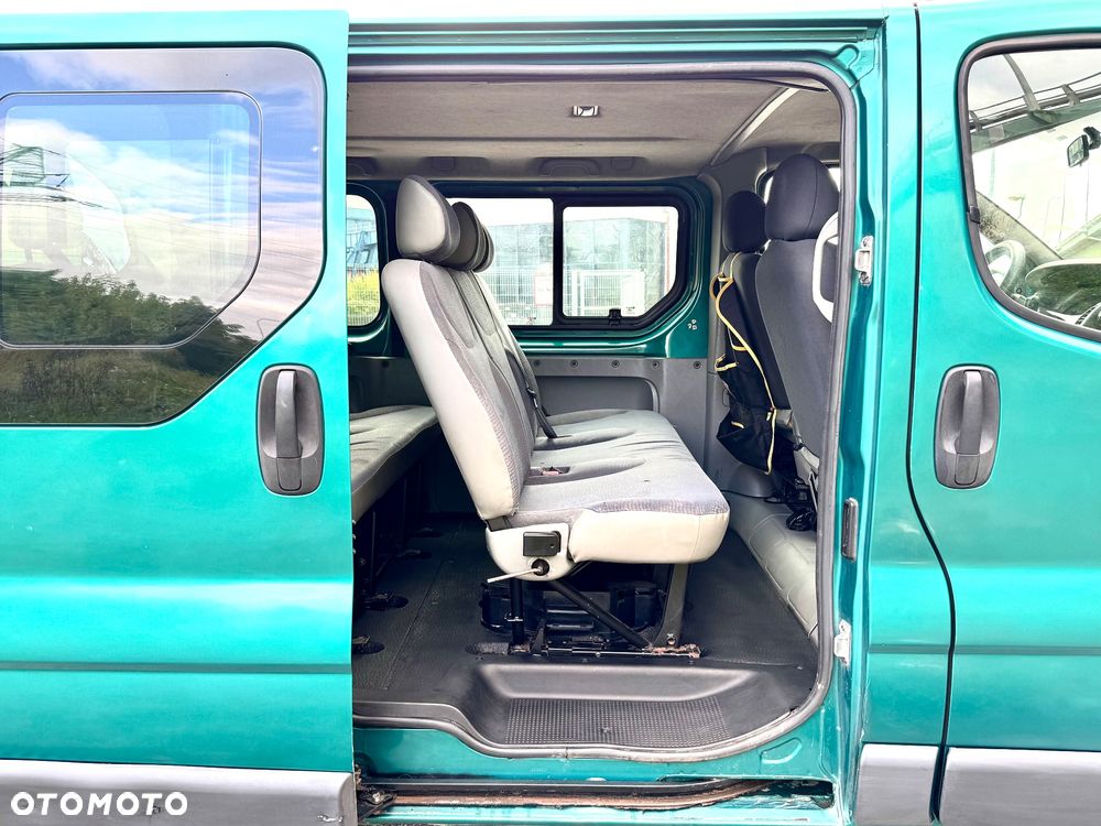 Renault Trafic 1.9 dCi Passenger Expression - 10