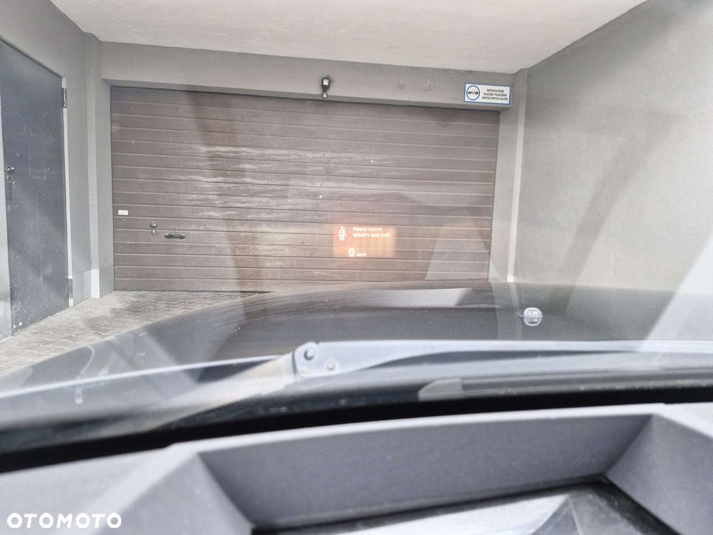 BMW Seria 5 523i - 8