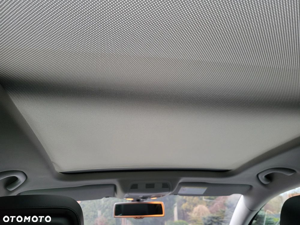 Volkswagen Passat 1.8 TSI Automatik Highline - 23