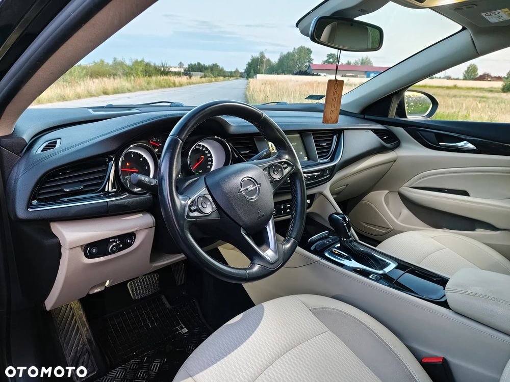Opel Insignia 1.6 CDTI - 13