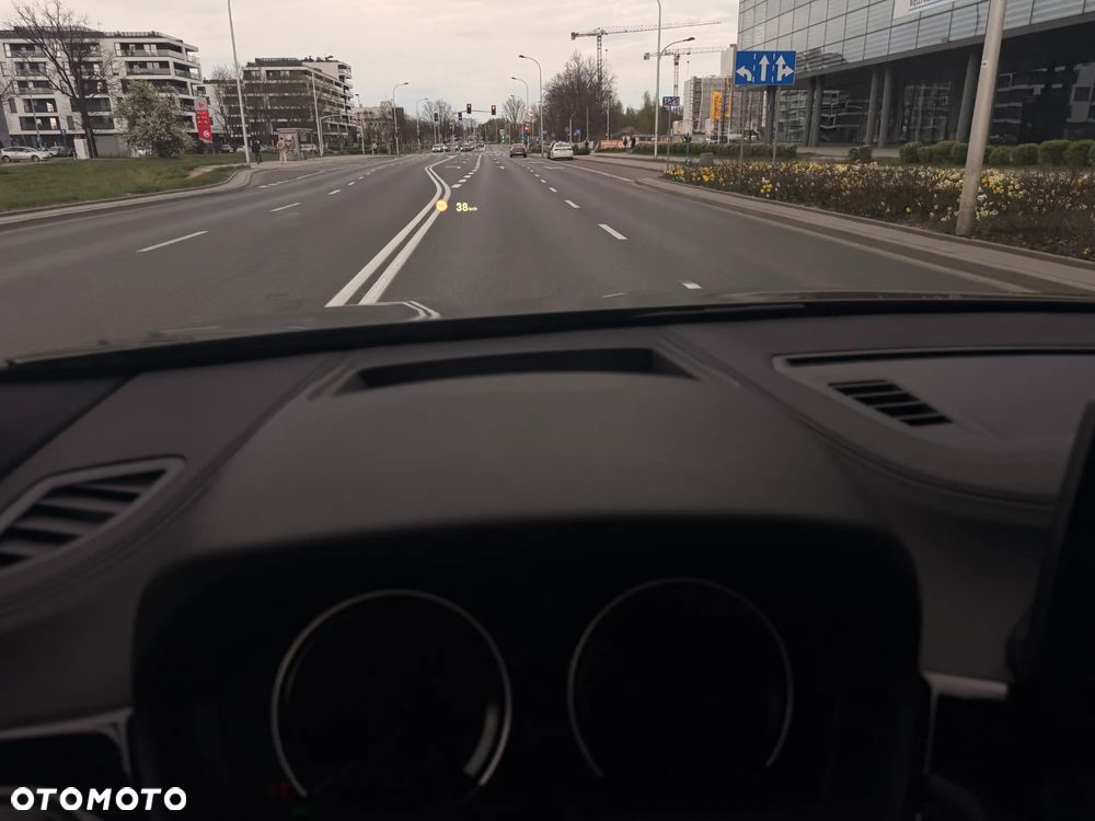 BMW X2 sDrive20d sport - 12