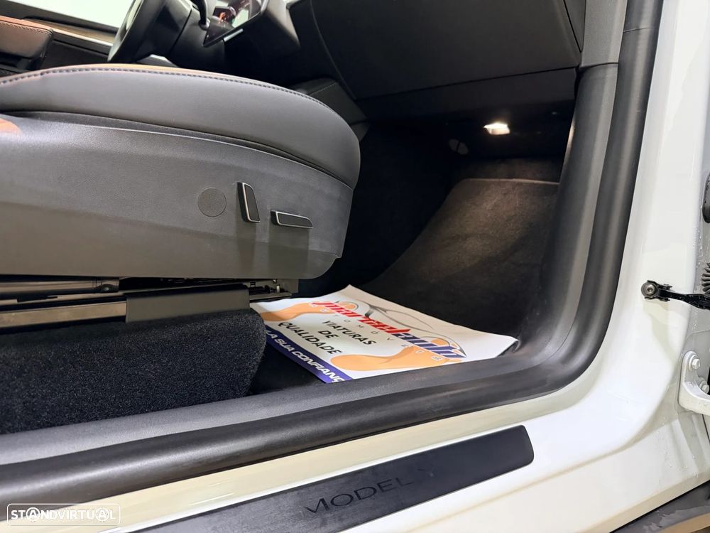 Tesla Model Y Tração Traseira - 39