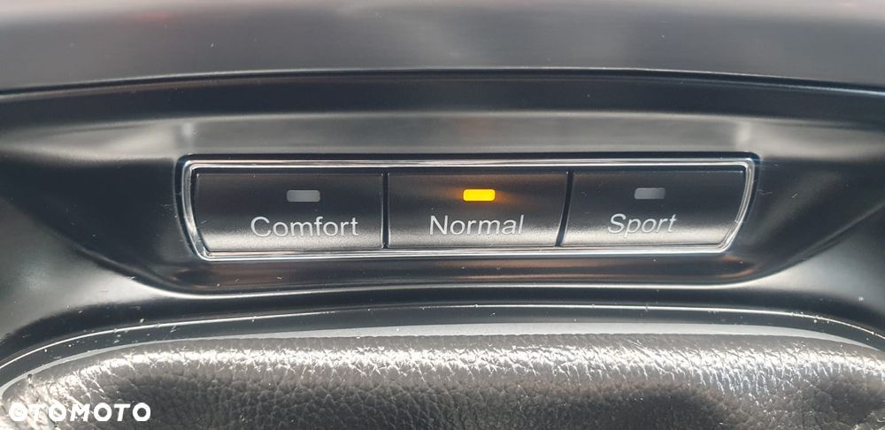 Ford Mondeo 2.2 TDCi Titanium - 12