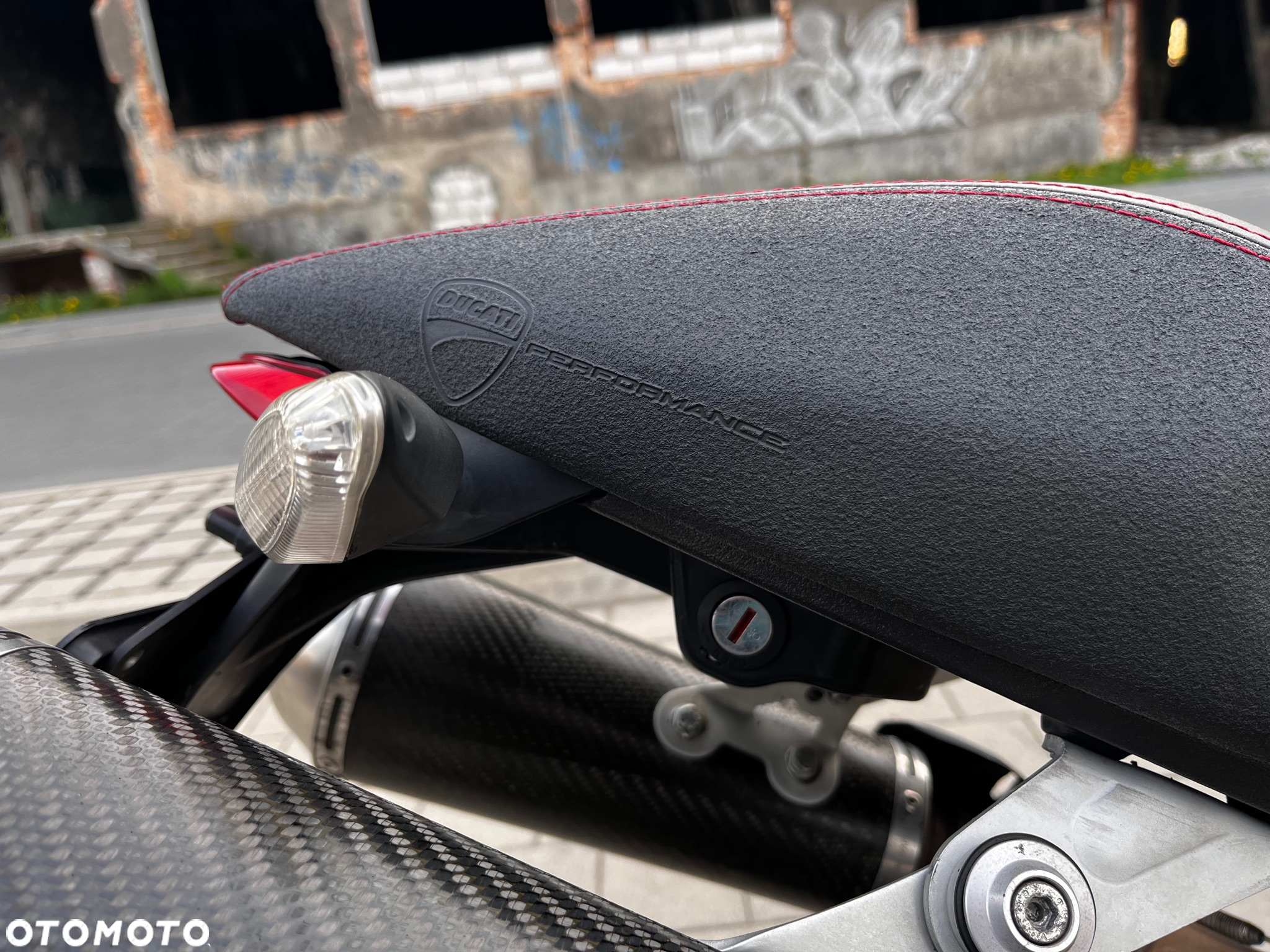 Ducati Monster - 8