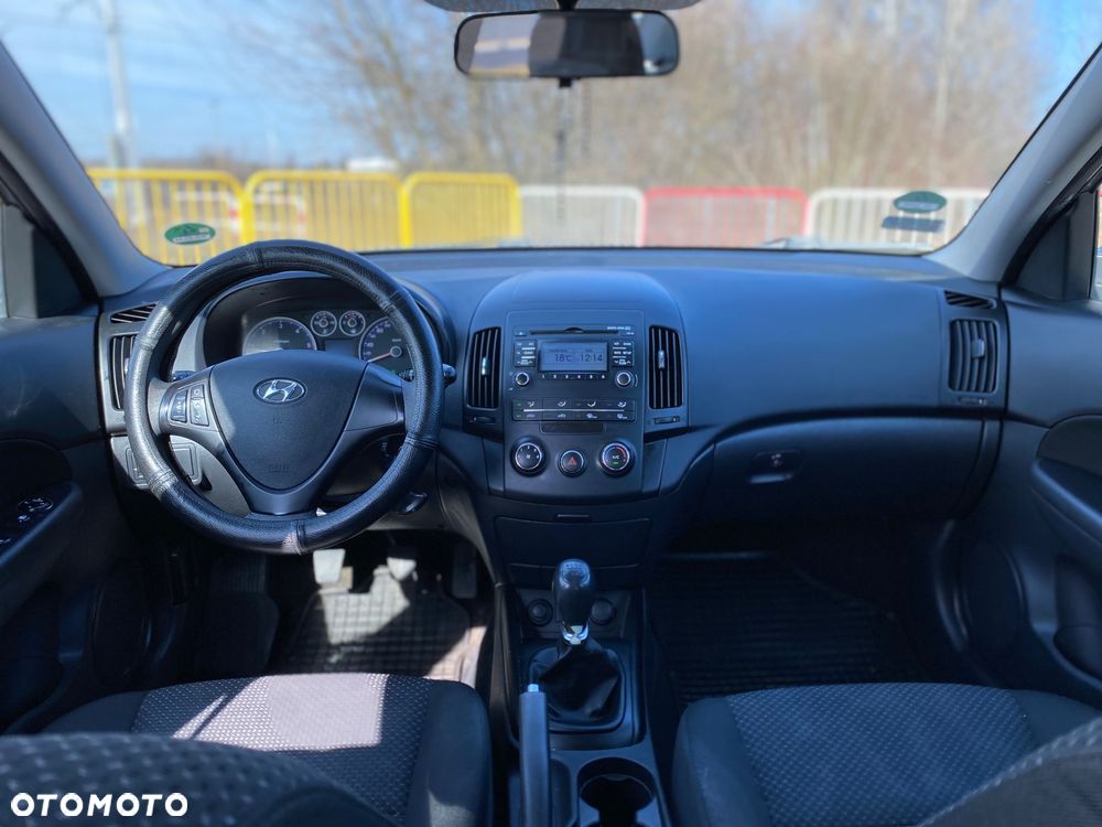 Hyundai i30 1.6 CRDi Base - 14