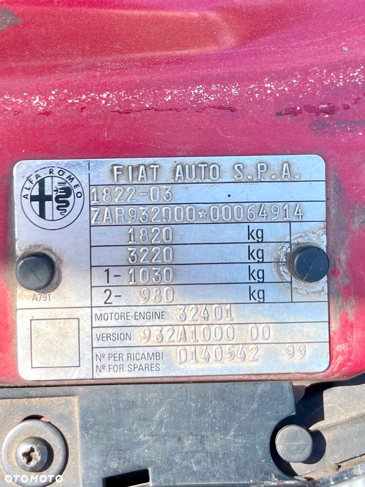 Alfa Romeo 156 2.5 V6 24v - 12