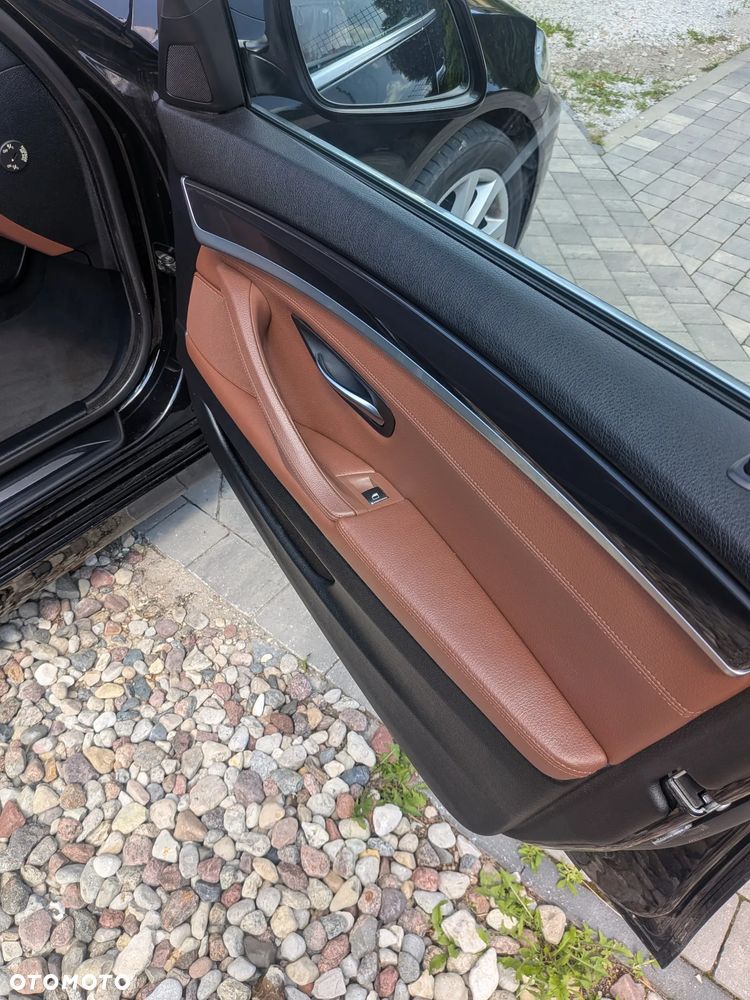 BMW Seria 5 520d - 20