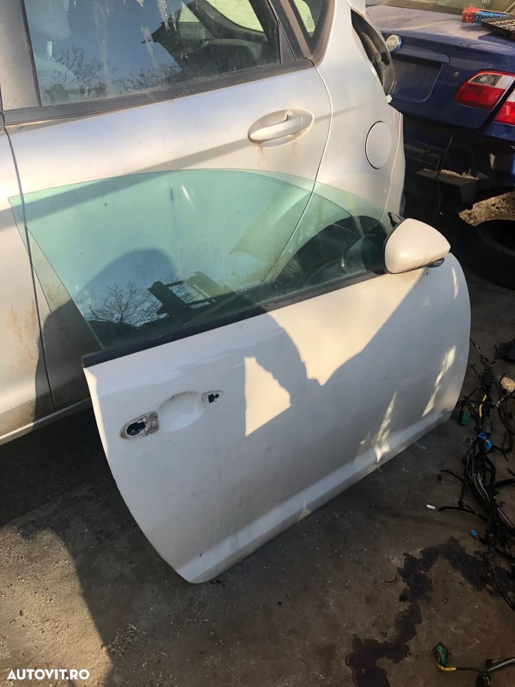 Usa stanga/Usa dreapta fata Alfa Romeo alb 2011 - 6