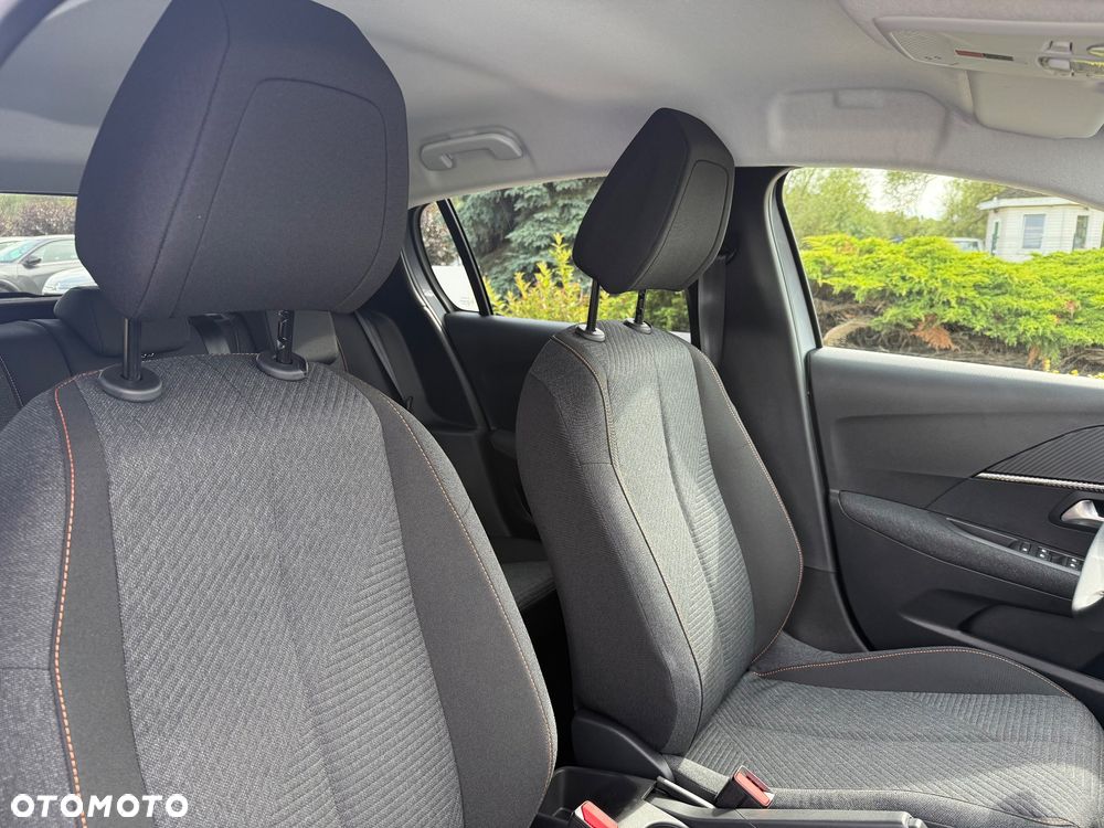 Peugeot 208 1.2 mHEV Edition e-DCS6 - 16