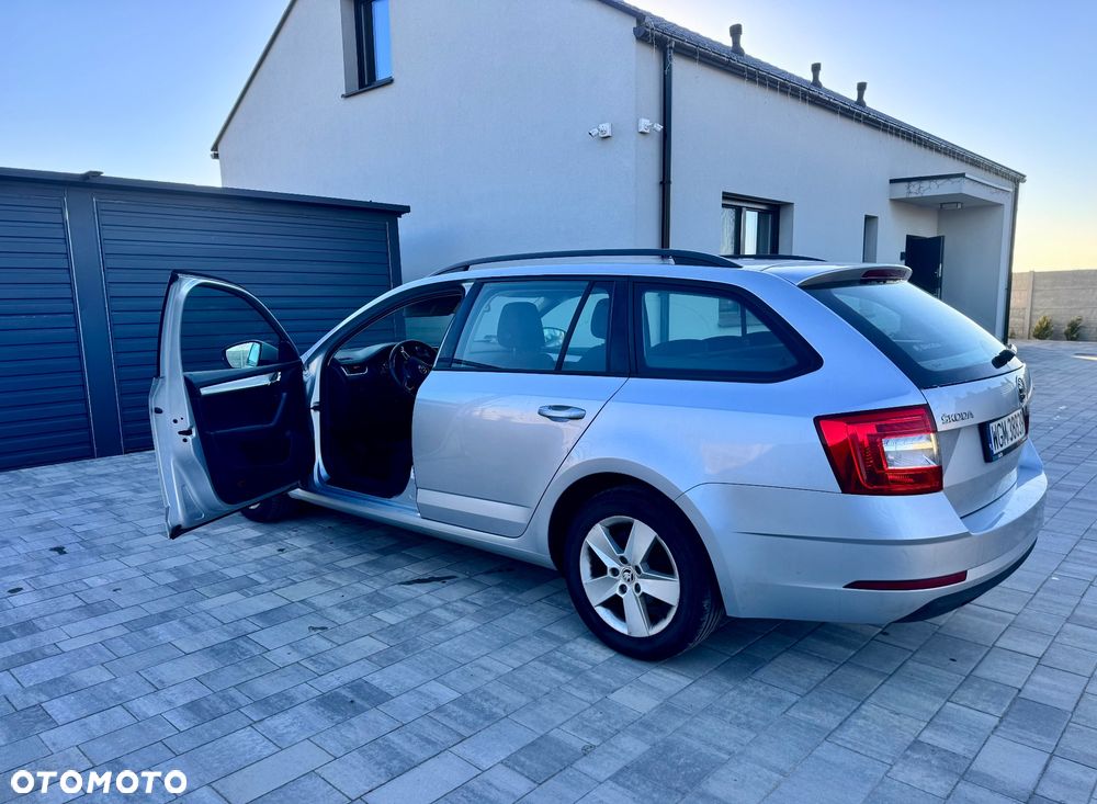 Skoda Octavia 1.6 TDI SCR Ambition - 9