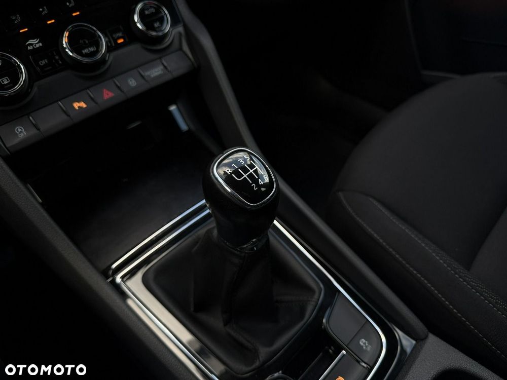 Skoda Karoq 2.0 TDI SCR 4x2 Style - 27